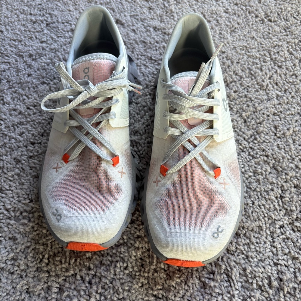 On Running Women's Gray and Orange Sneakers